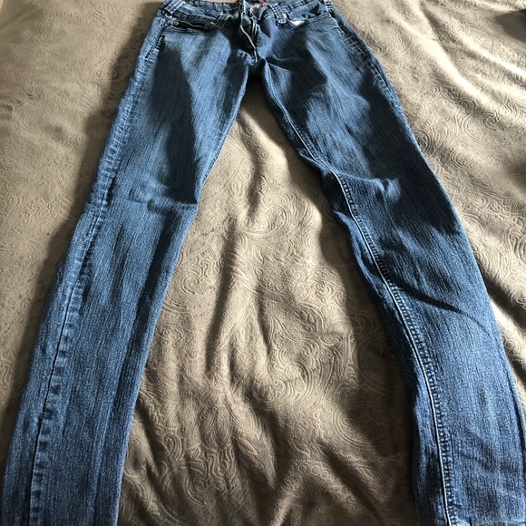 Blue jeans - Picture 2 of 2